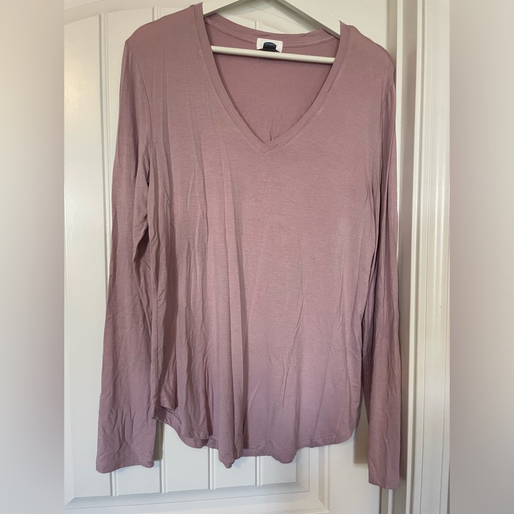 Old Navy tee